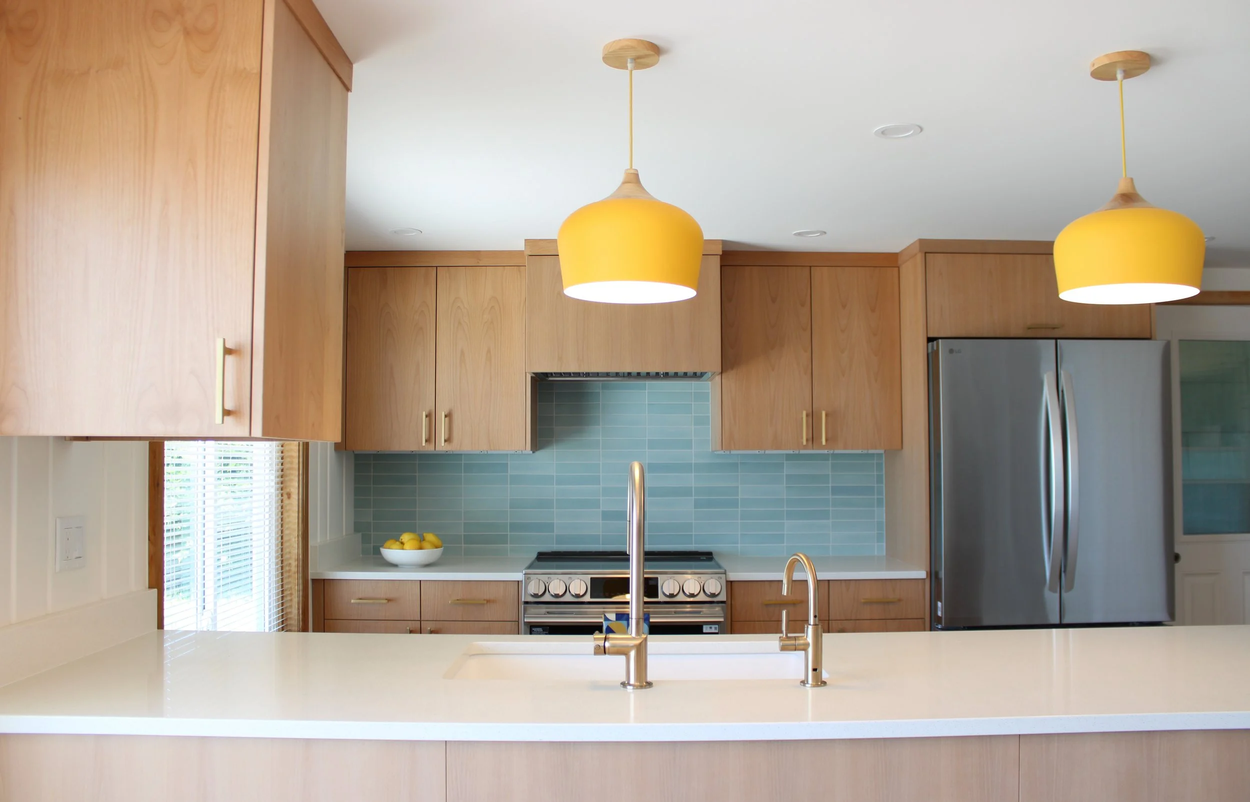 kitchen-remodel-clinton-wa-island-sink.jpg