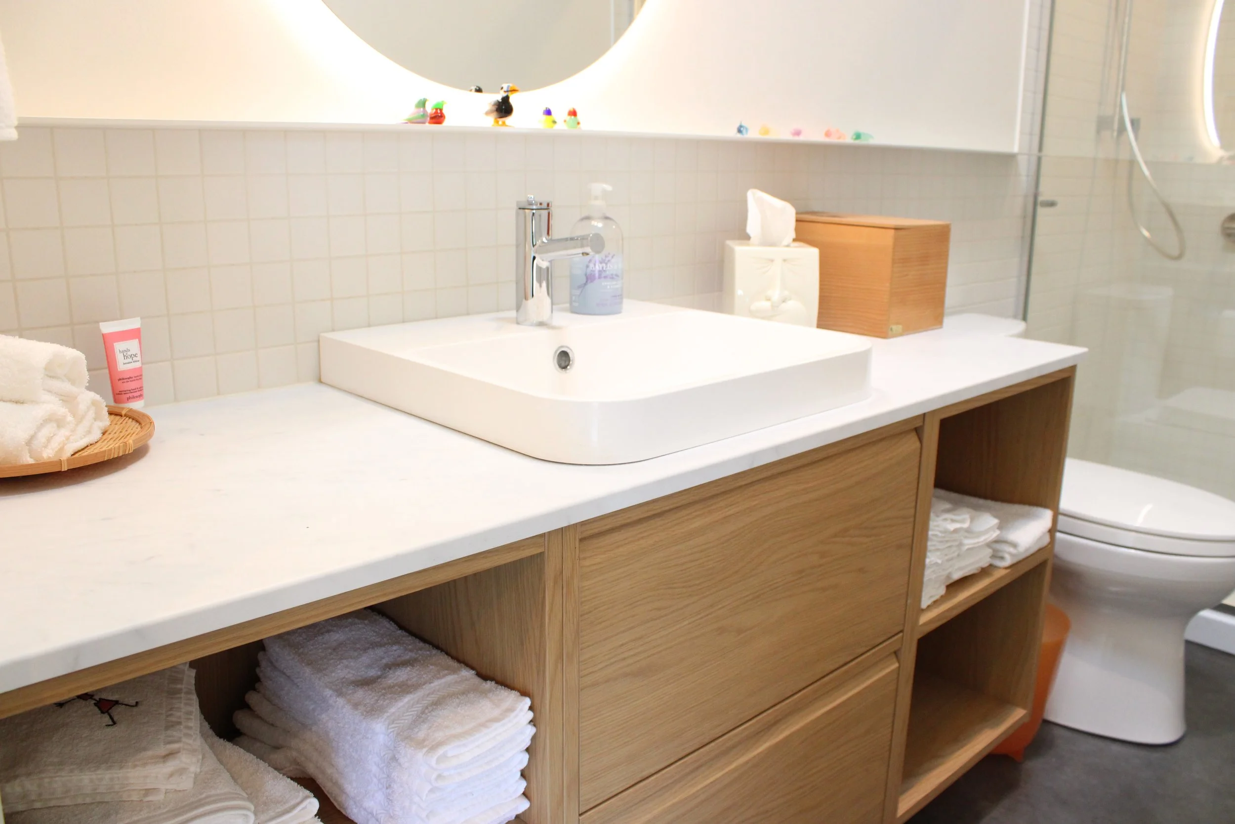 bathroom-remodel-south-whidbey-island-vanity-storage.jpg