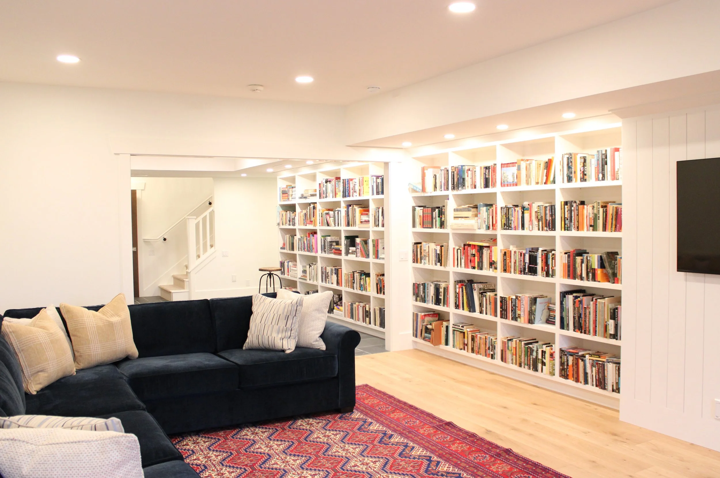 ruby-woodworks-built-in-bookshelves-clinton-wa.jpg.JPG