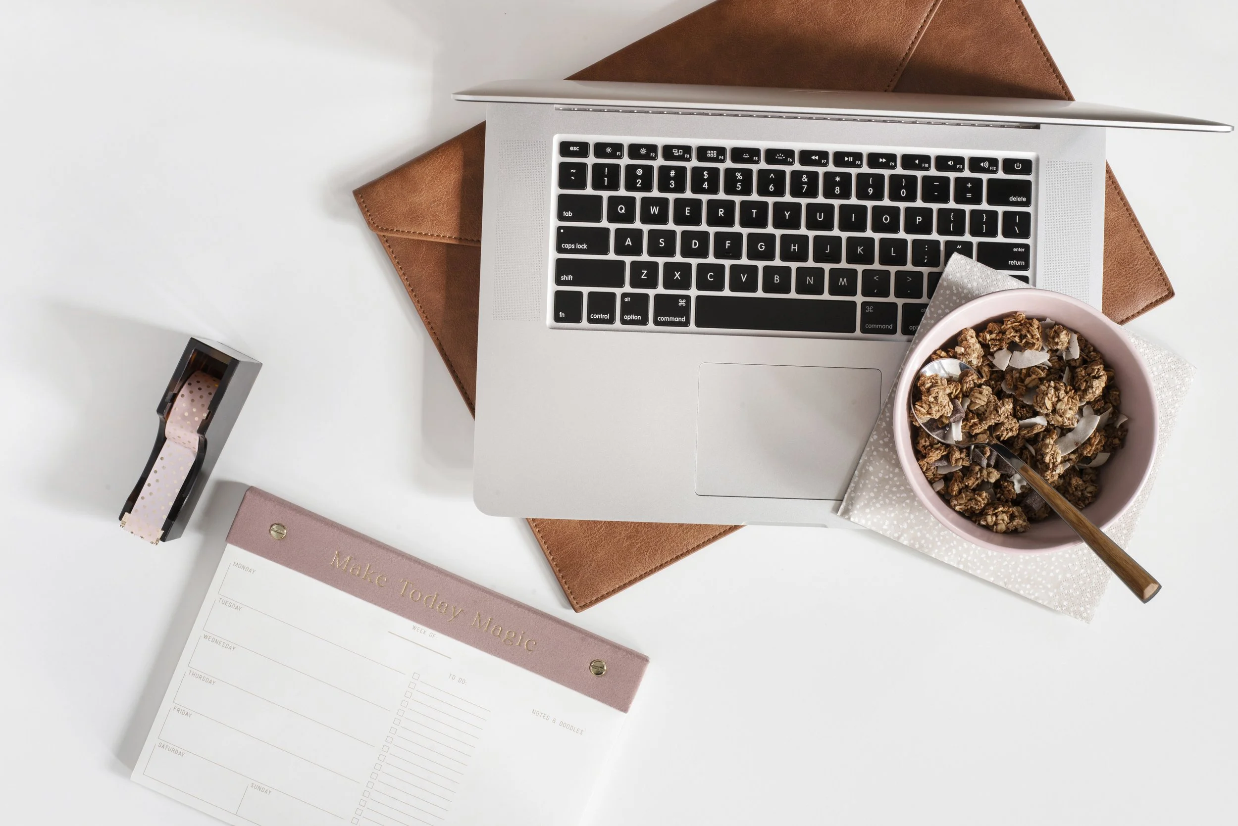 Granola Agenda Laptop.jpg