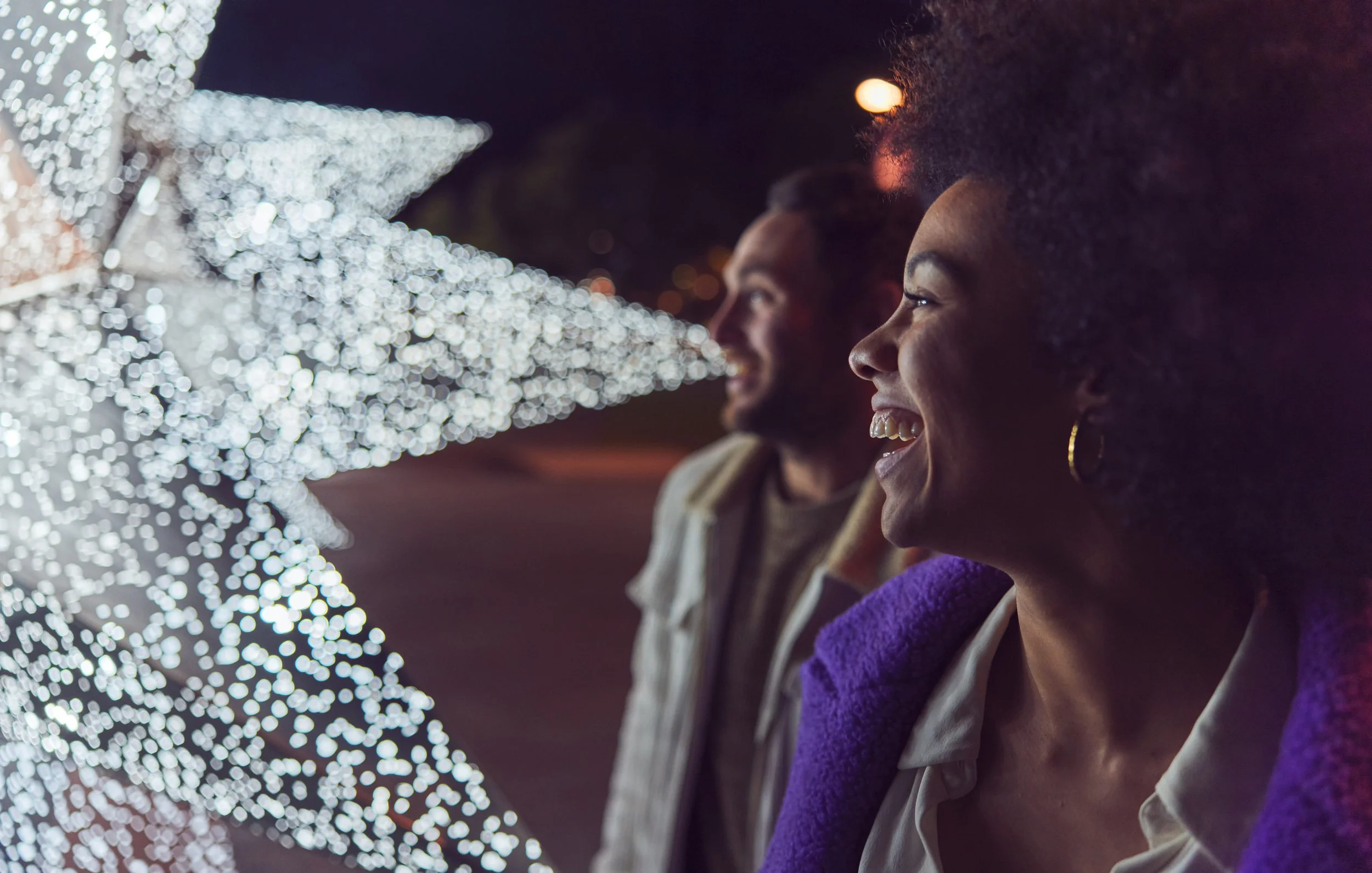 VividSydney2023_TheRocks_Supernova_CreditDestinationNSW_240.jpg