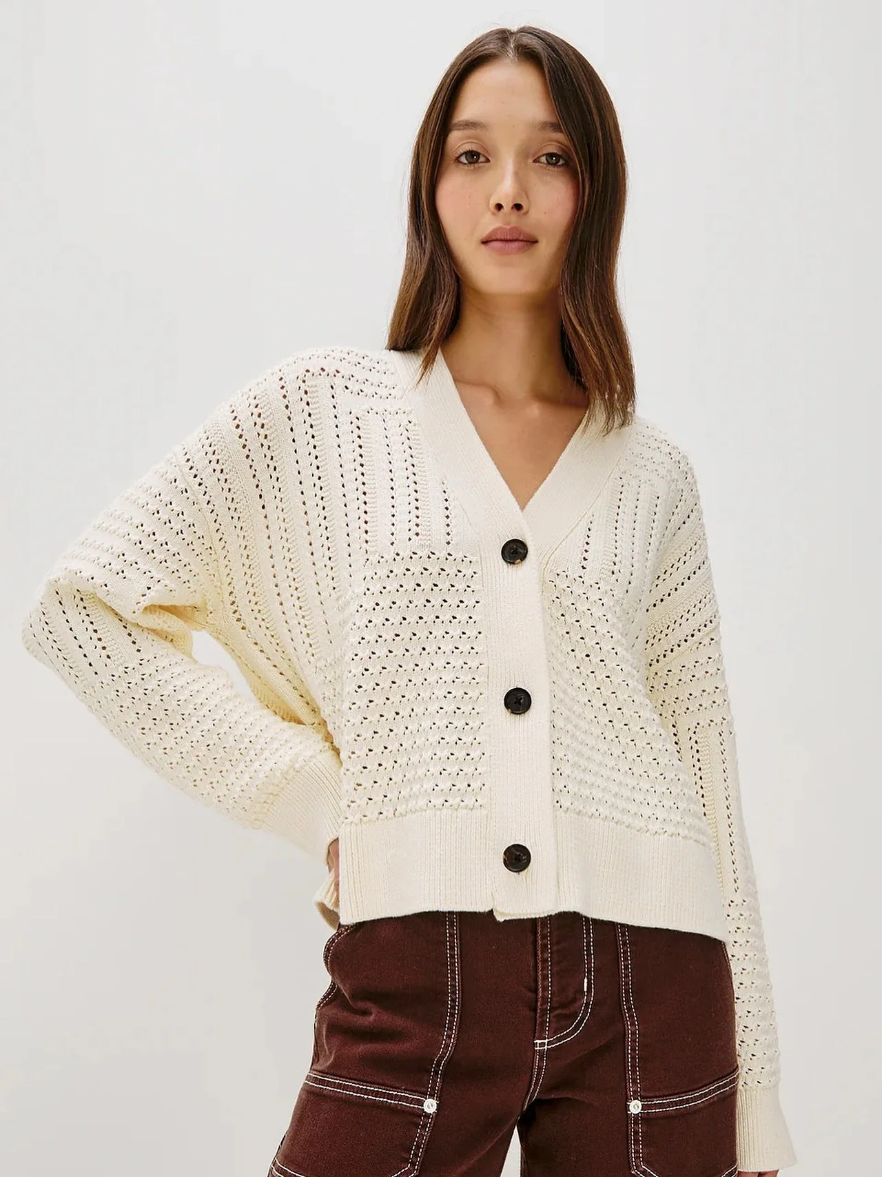 100% coton, le pull id&eacute;al comme pi&egrave;ce de transition pour le changement de saison &agrave; venir ! 🌾 @rails 

#newcollection #excited #cotton #sweater #gorgeous #shoppingtime