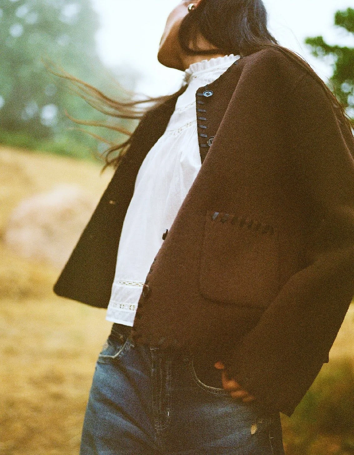 🤎Brown is the new black ! 

#fallcollection #stylish #cozy #jacket #cardigan #blazer #timetoshop #fashionlovers #brown