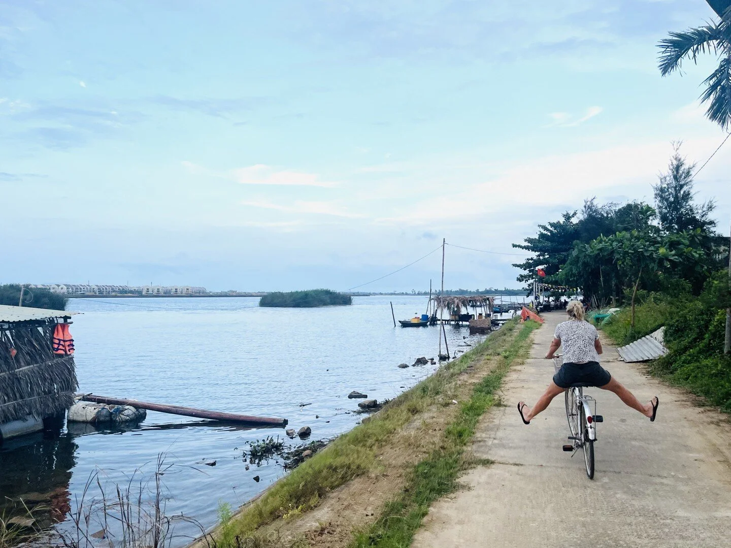 Hi, it's me! Look at all that holiday-leg-swinging bliss! 
Now that I&rsquo;m back home, I&rsquo;m wishing for more of bliss this in my everyday life. 
But honestly, between all the doing, this carefree leg-swinging-adventuring does&rsquo;t come quit