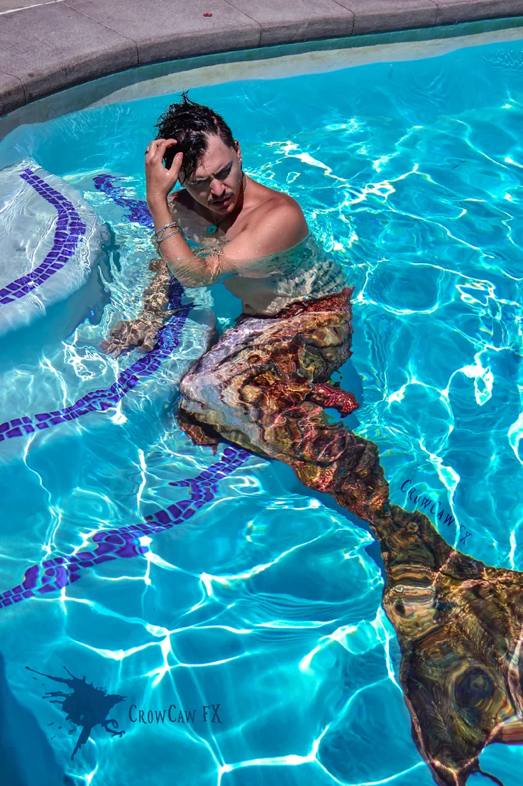 Tail owner: Mermaid Estrella | @mermaid_estrella Photo: Anna Lensch | @avalensch