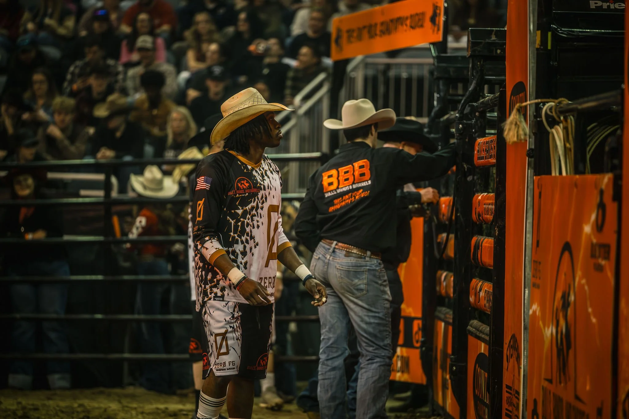 BULLS, BANDS AND BARRELS // EVANSVILLE, IN