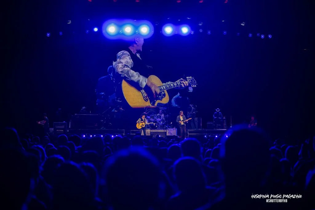 neonmoontour.jpg