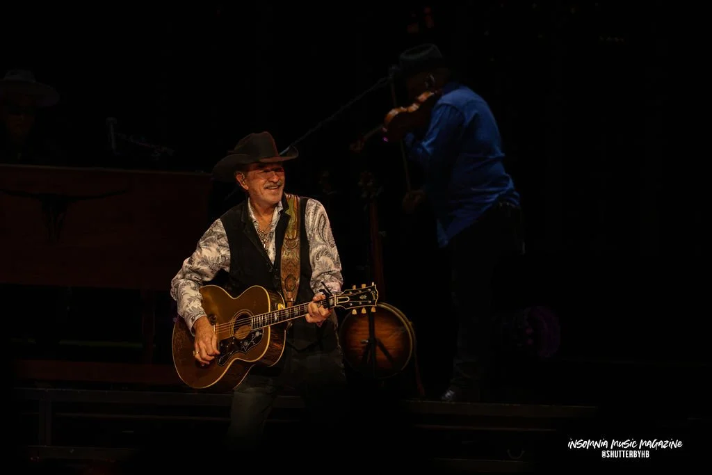 neonmoontour-4.jpg