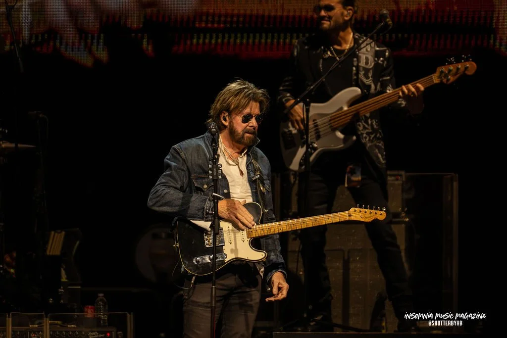 neonmoontour-7.jpg