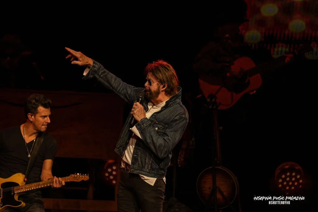 neonmoontour-12.jpg
