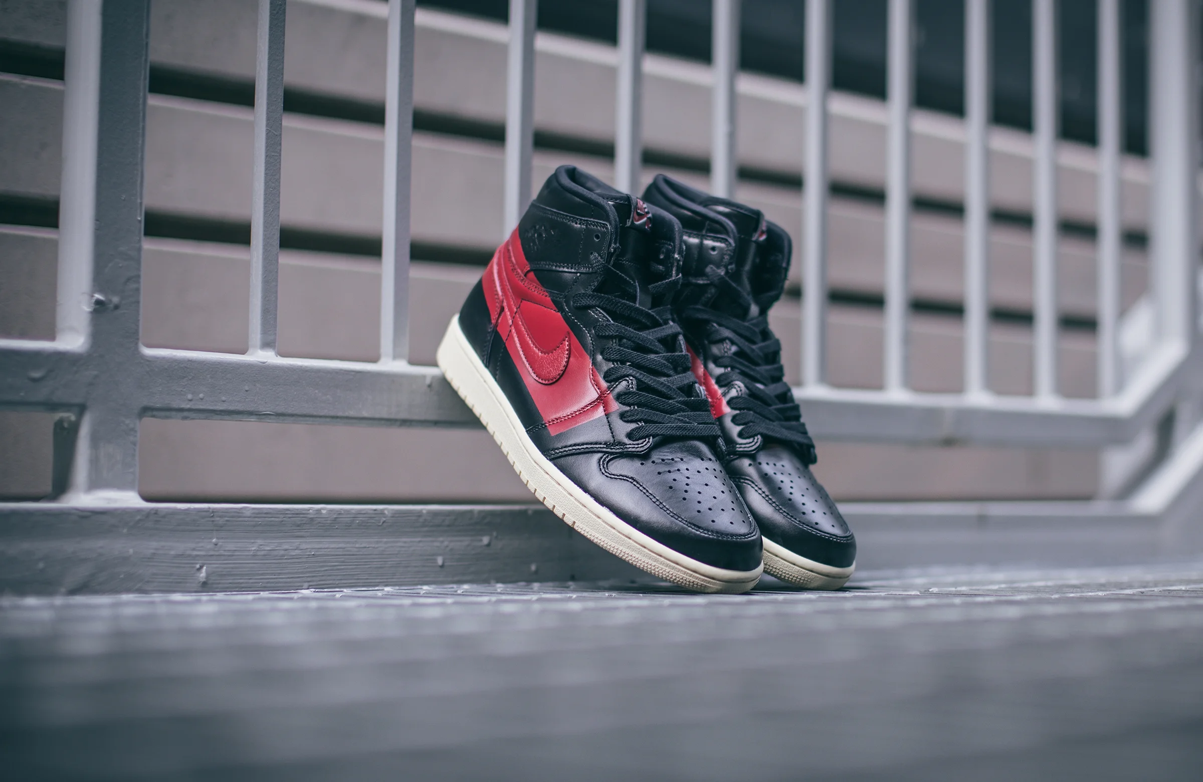 Air-Jordan-1-High-Defiant-Couture-BlackGym-Red-3.jpg