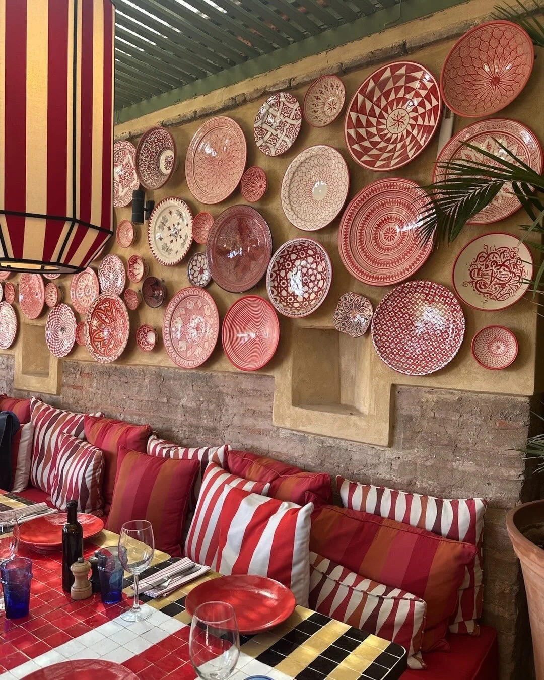 Our recent site visit to Morocco was profoundly special for our team. 

We had the pleasure of immersing ourselves in the local culture, and witnessed the intricate craftsmanship of traditional Moroccan rug making. This dedication to heritage extende