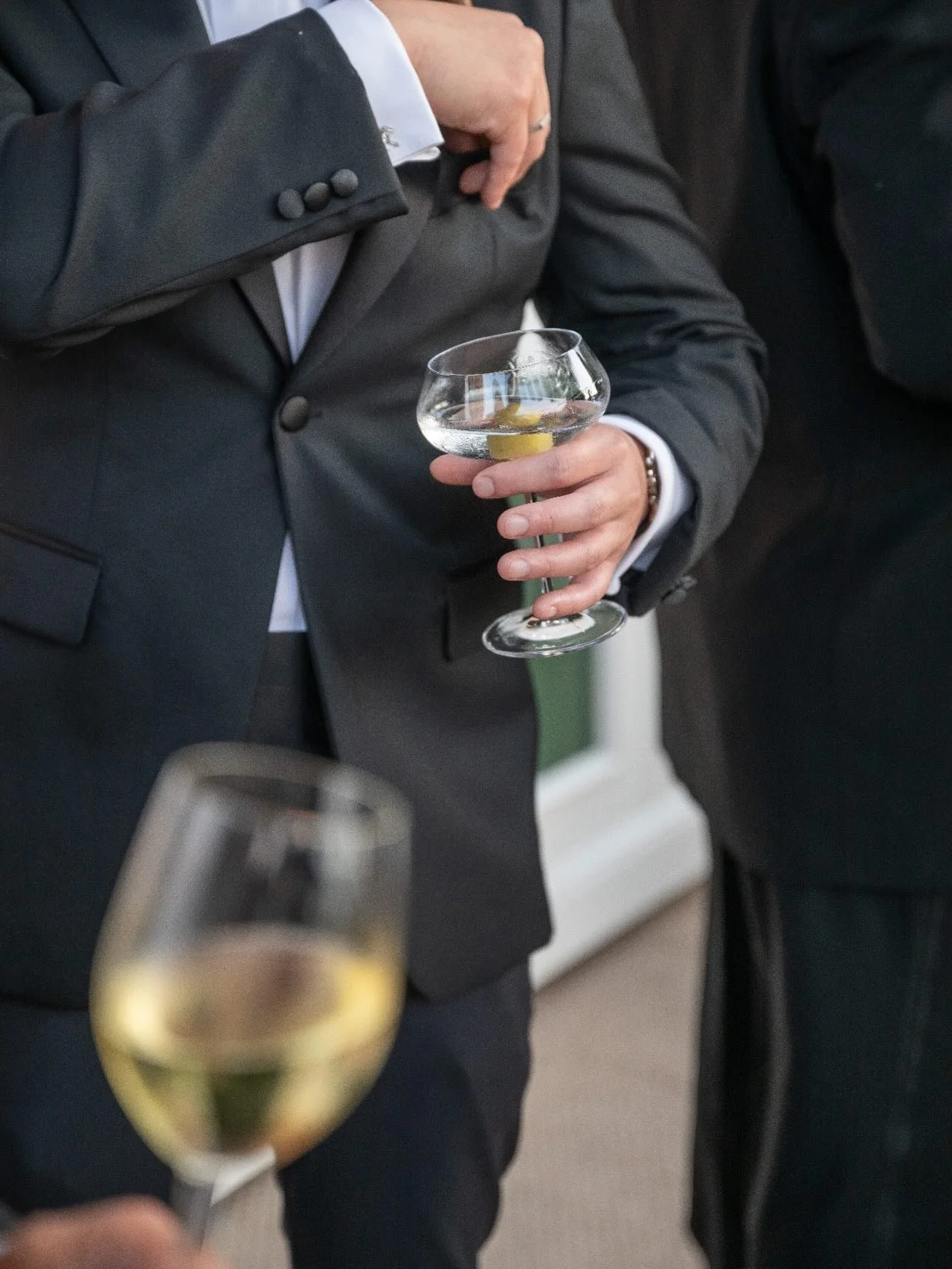 Martinis in Venice. 
⠀⠀⠀⠀⠀⠀⠀⠀⠀
Guests arrived at sundown by boat, only to be greeted with classic cocktails, canap&eacute;s and unobstructed views of the Venice waterway. What had been an overcast and rainy day cleared perfectly in time for guest arr