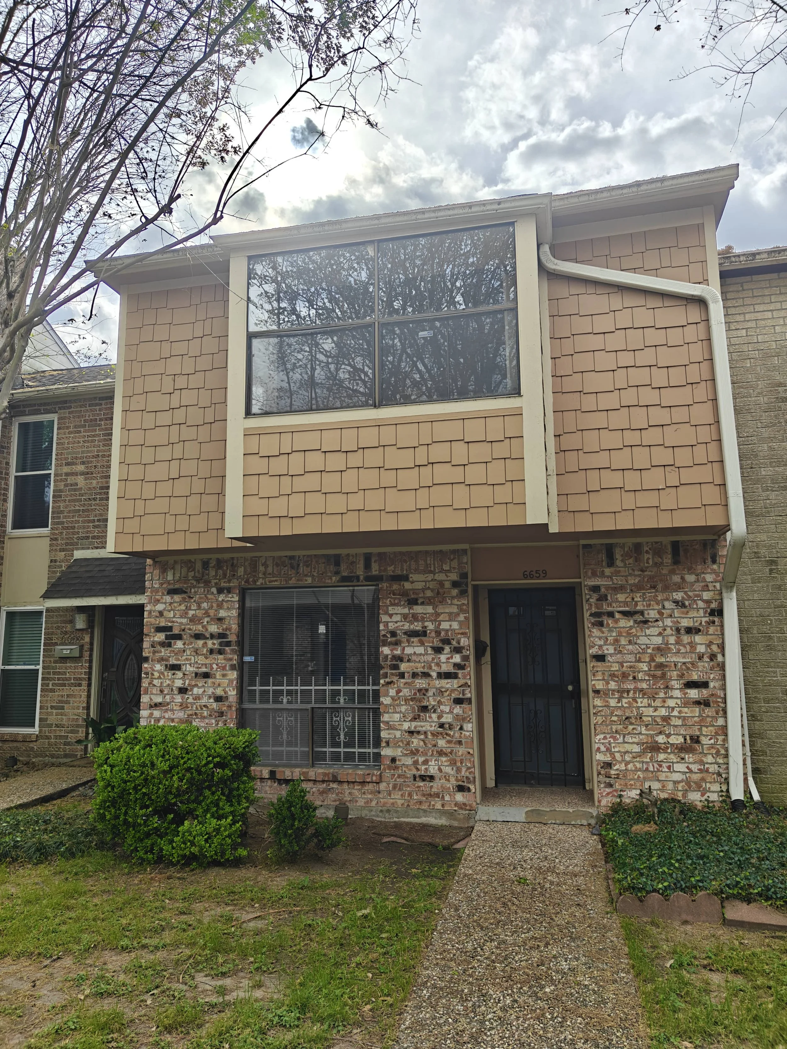 Older homeowner’s house with deferred repairs, sold as-is