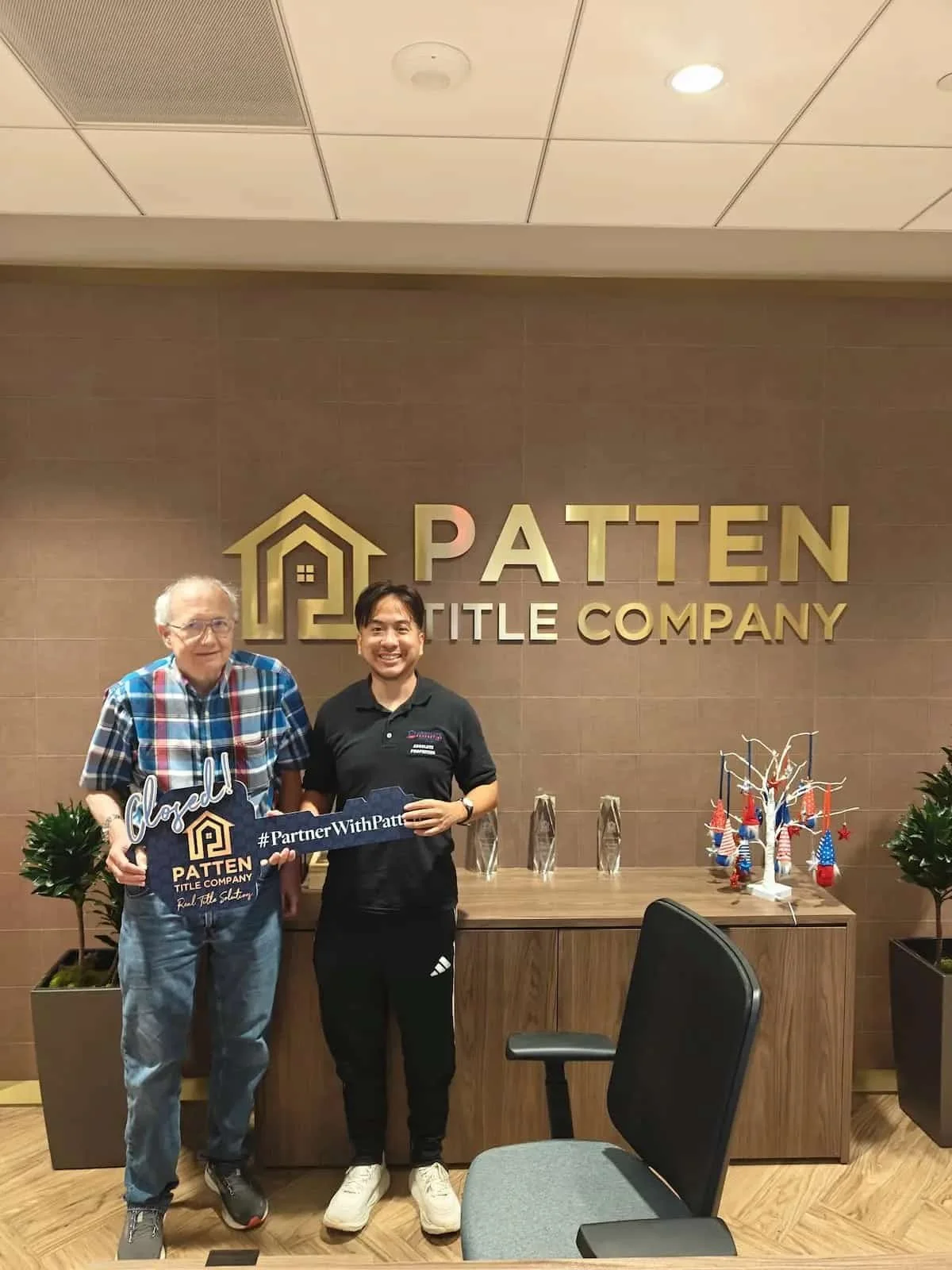 Just closed at Patten Title Company, our founder Mark and a happy seller