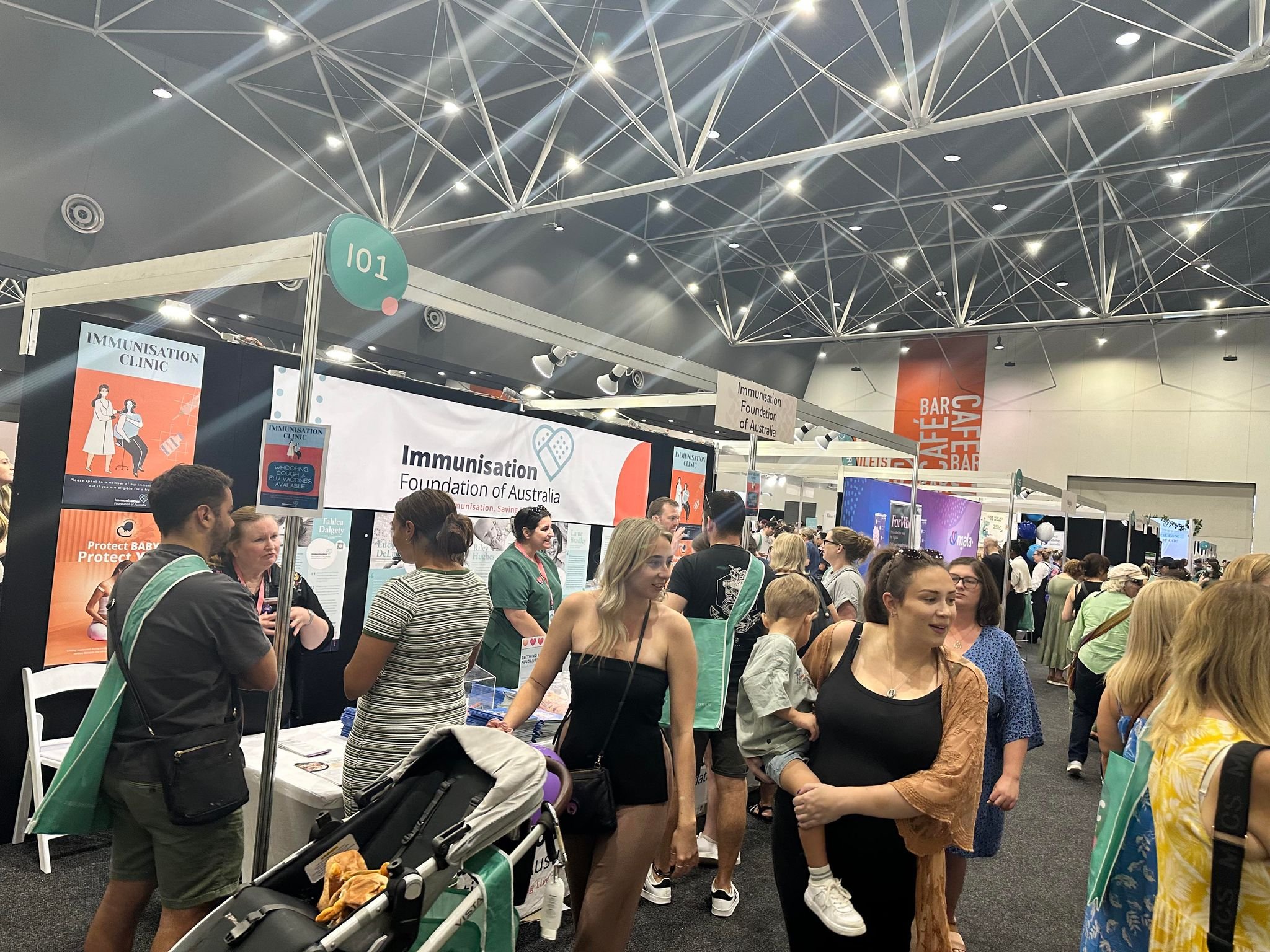 Expo suzie chatting.jpg