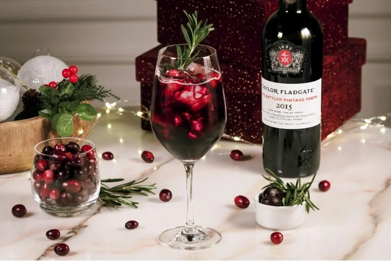 A VERY PORT THANKSGIVING 