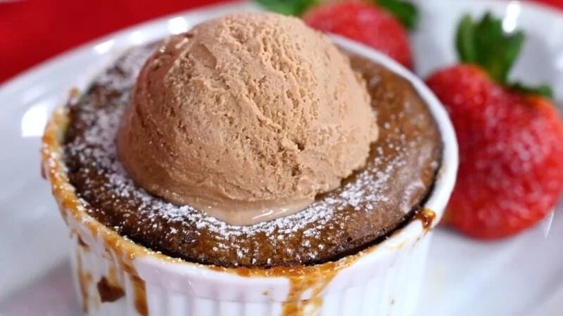 ROMANTIC WINES AND RECIPES FOR VALENTINES DAY 