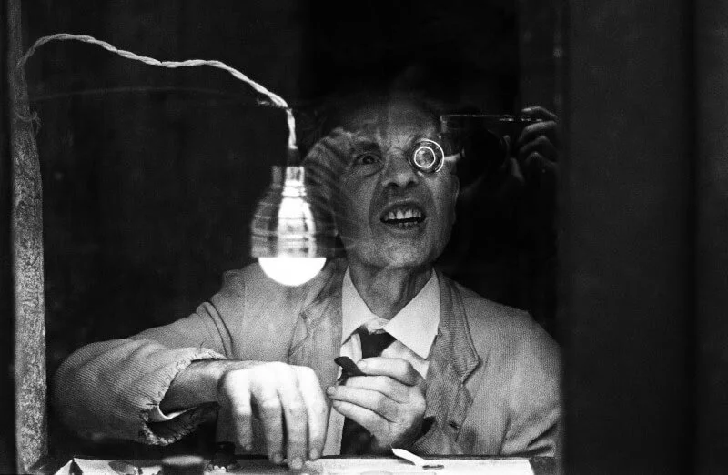 PHOTOGRAPHY EXHIBITION: NEAL SLAVIN