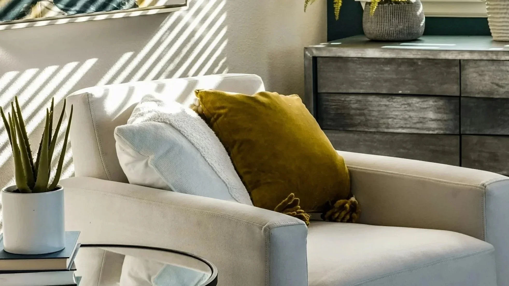 Organizing sitting space 1.webp