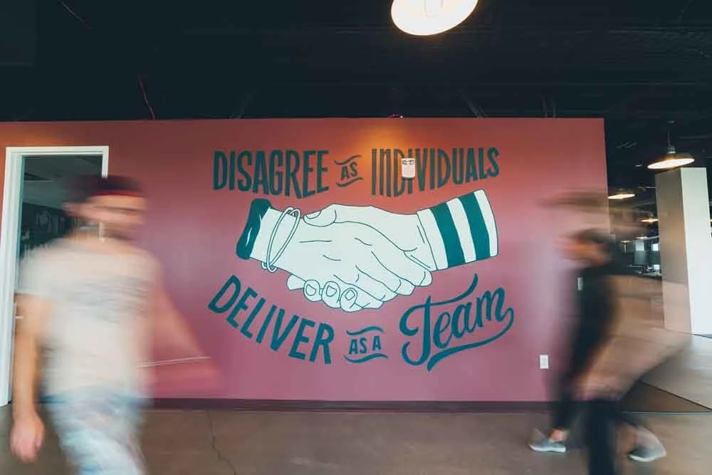 Vicarel_Angi_Murals-hand-shake.jpg