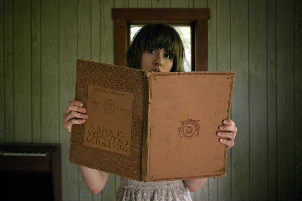 Melanie-(10)(2).jpg