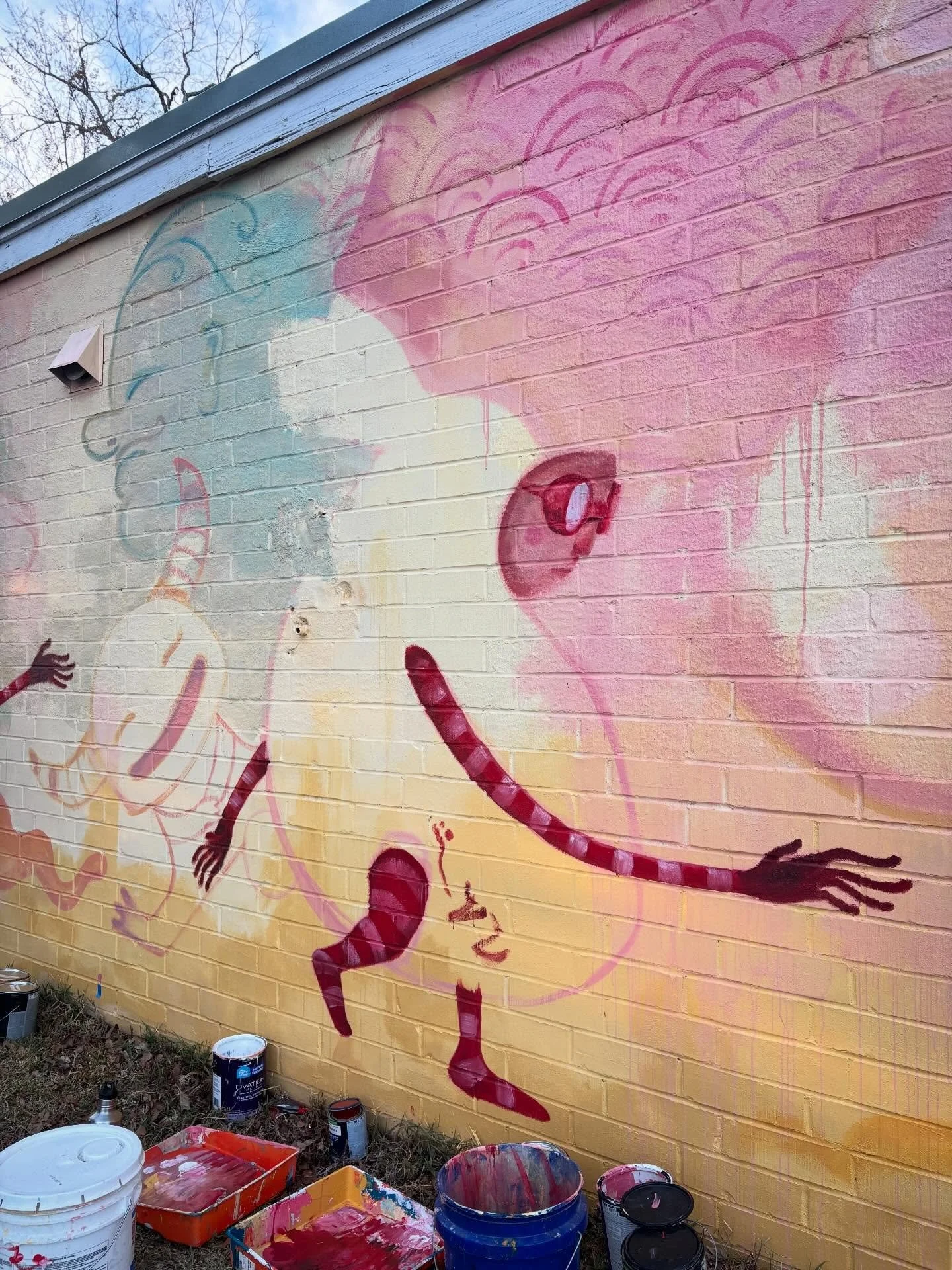 This guy, making appearance at @jaxmuralfest 🌞

#wip #muralfest #jaxmuralfest #lucasaokiart