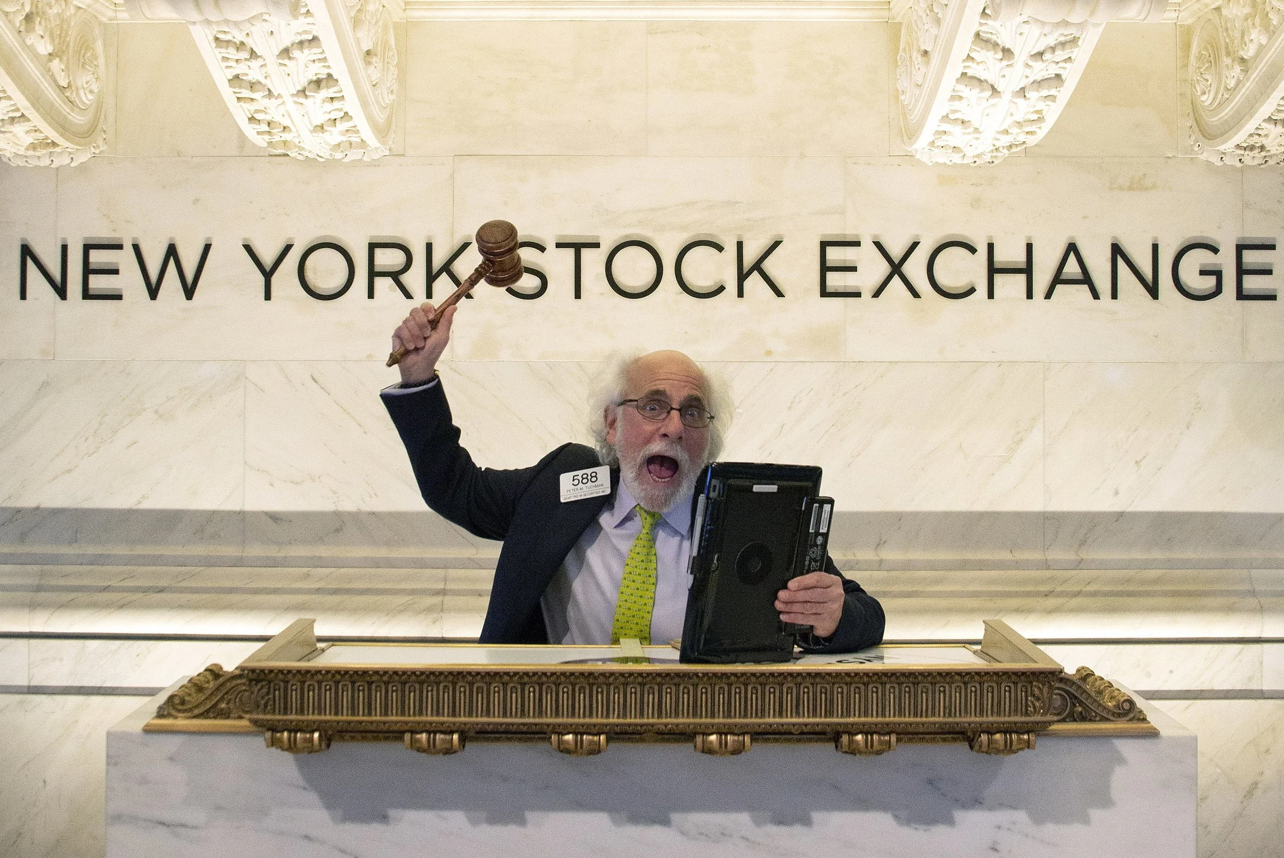 Peter-NYSE-GAVEL.jpg