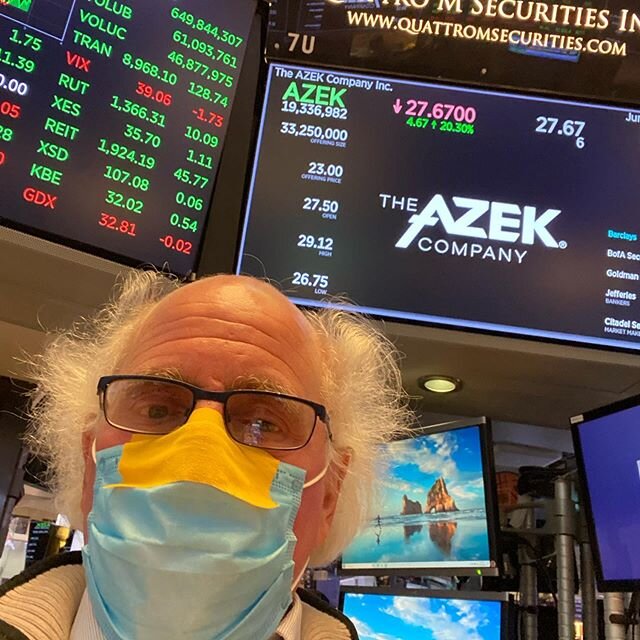 EINSTEIN of WALL STREET is back 💥💥💥💯💯💯💯📈📈📈📈📉📉📉📉
couldn&rsquo;t pass up the wild volatile markets ... this week of trading ups and downs markets in turmoil Dow Jones industrial average down 6.9% up to .5% wild volatility headline driven