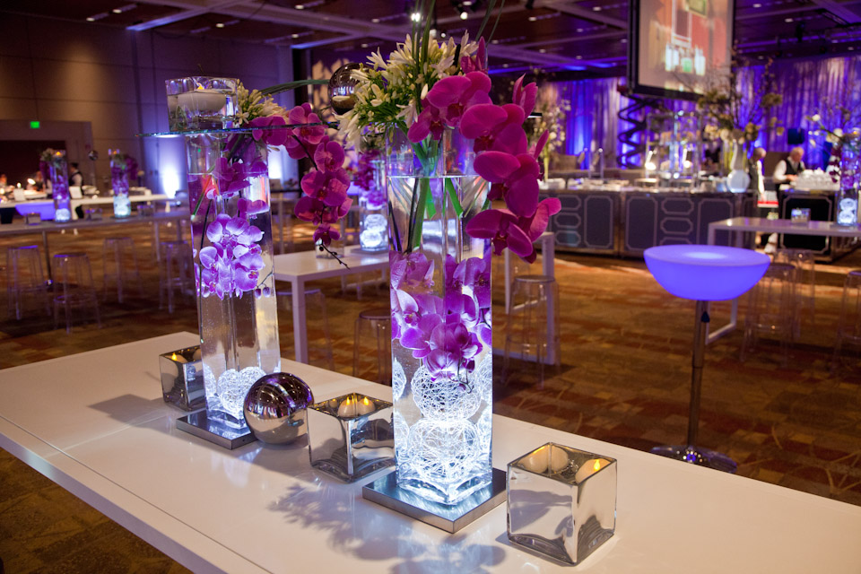 Copy of Table centerpiece display with flowers