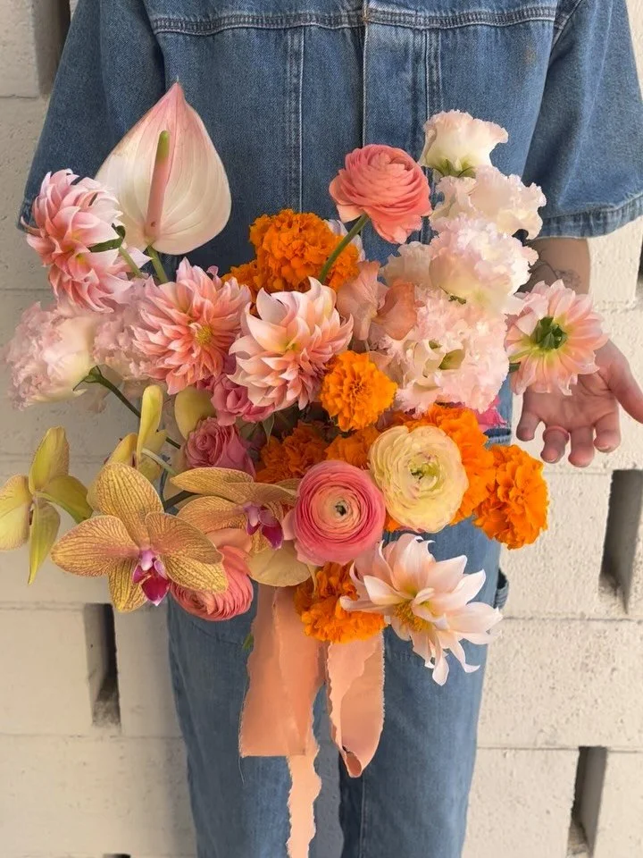 from Lizzie &amp; Mason&rsquo;s intimate wedding 💗

wedding planning - @palmandpineevents 
venue - @acehotelpalmsprings
photographer @carmenlopezphotography
DJ @djausto
florist @cultivatedbyfaith
rentals @sigpartyrentals
beauty @makeupbykamielea