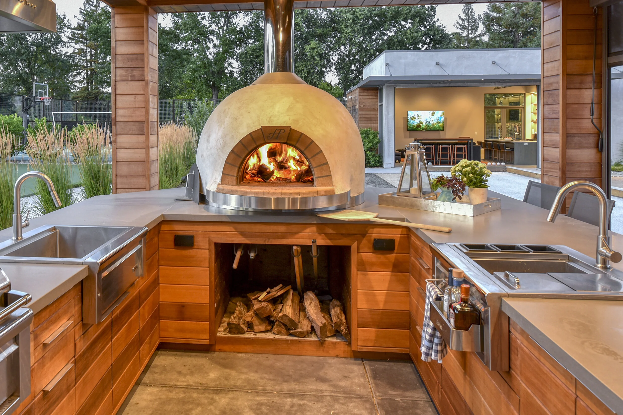 Davis Lane Clear Cedar Outdoor Kitchen — Hayden Morris Development
