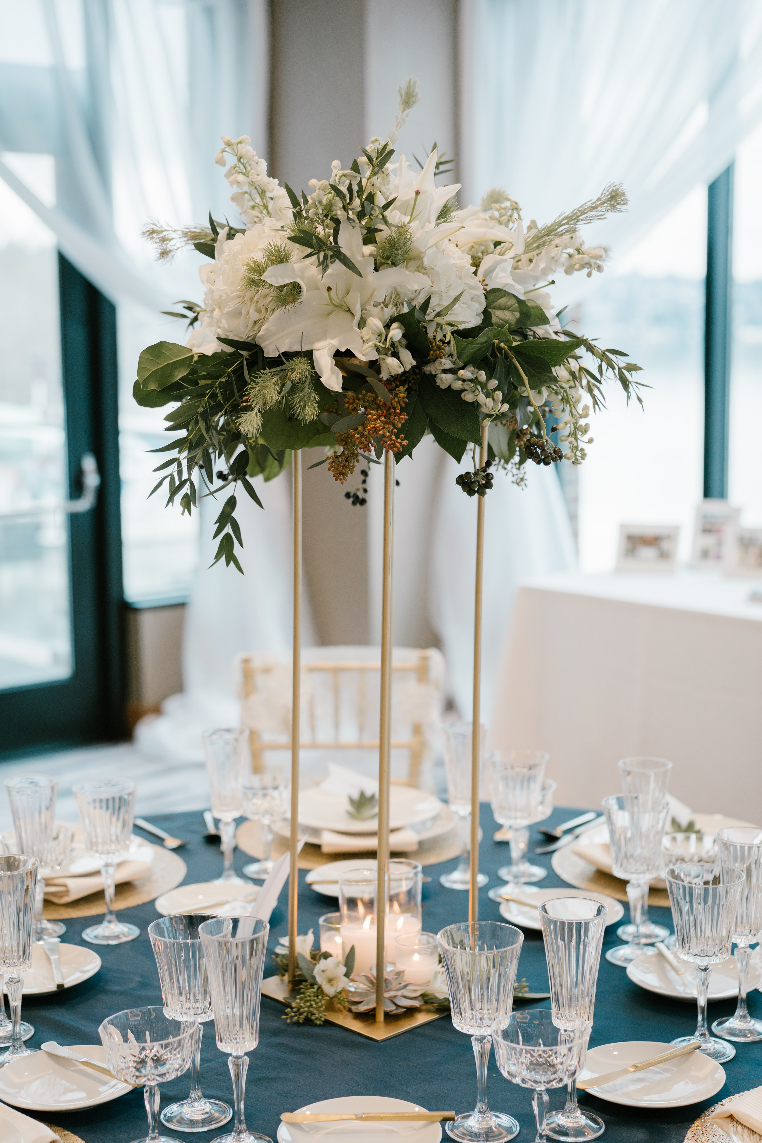 Gold Wedding Stand Centerpieces