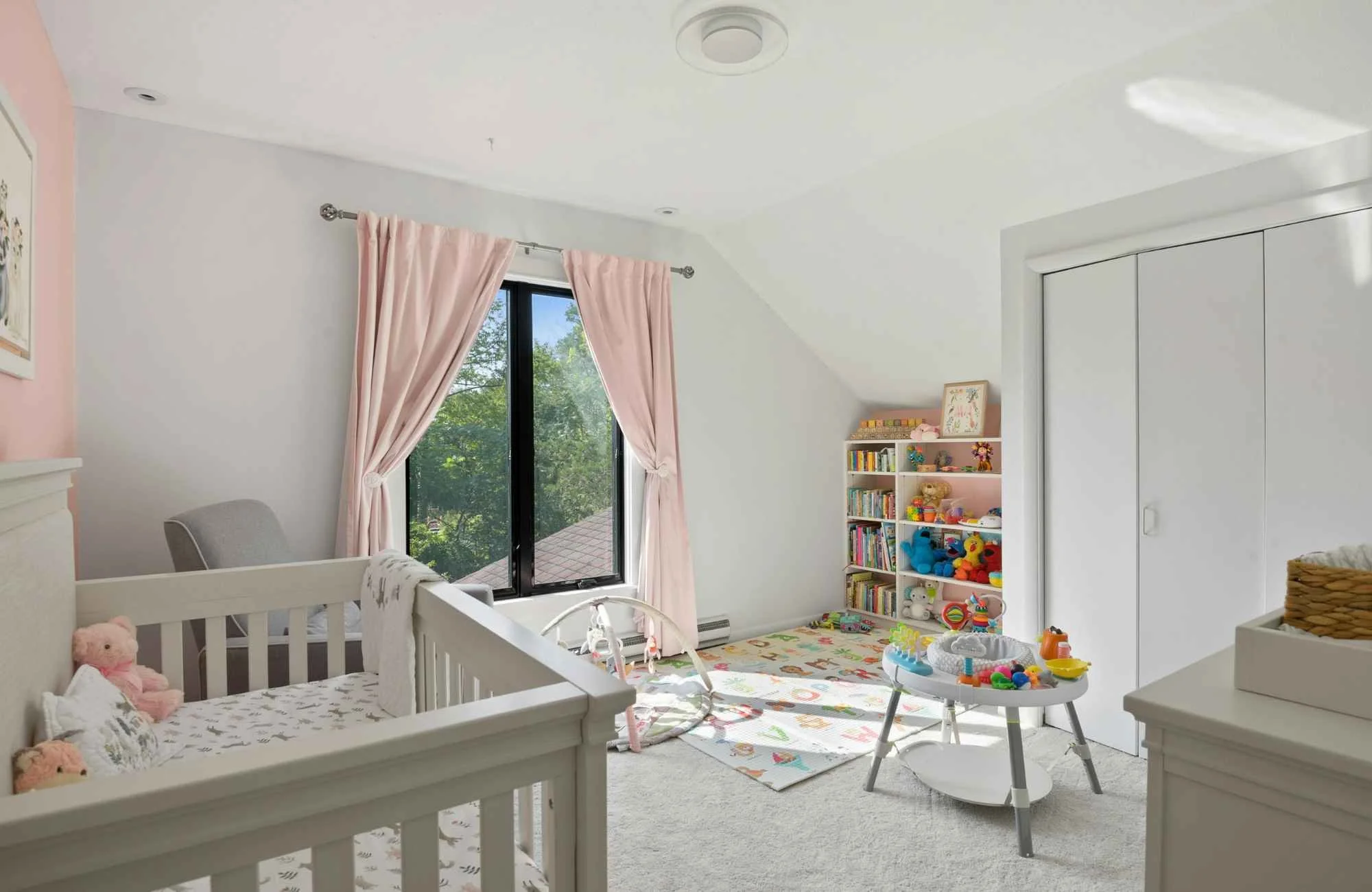 How to Choose the Safest Window Treatments for Your Child’s Room ...
