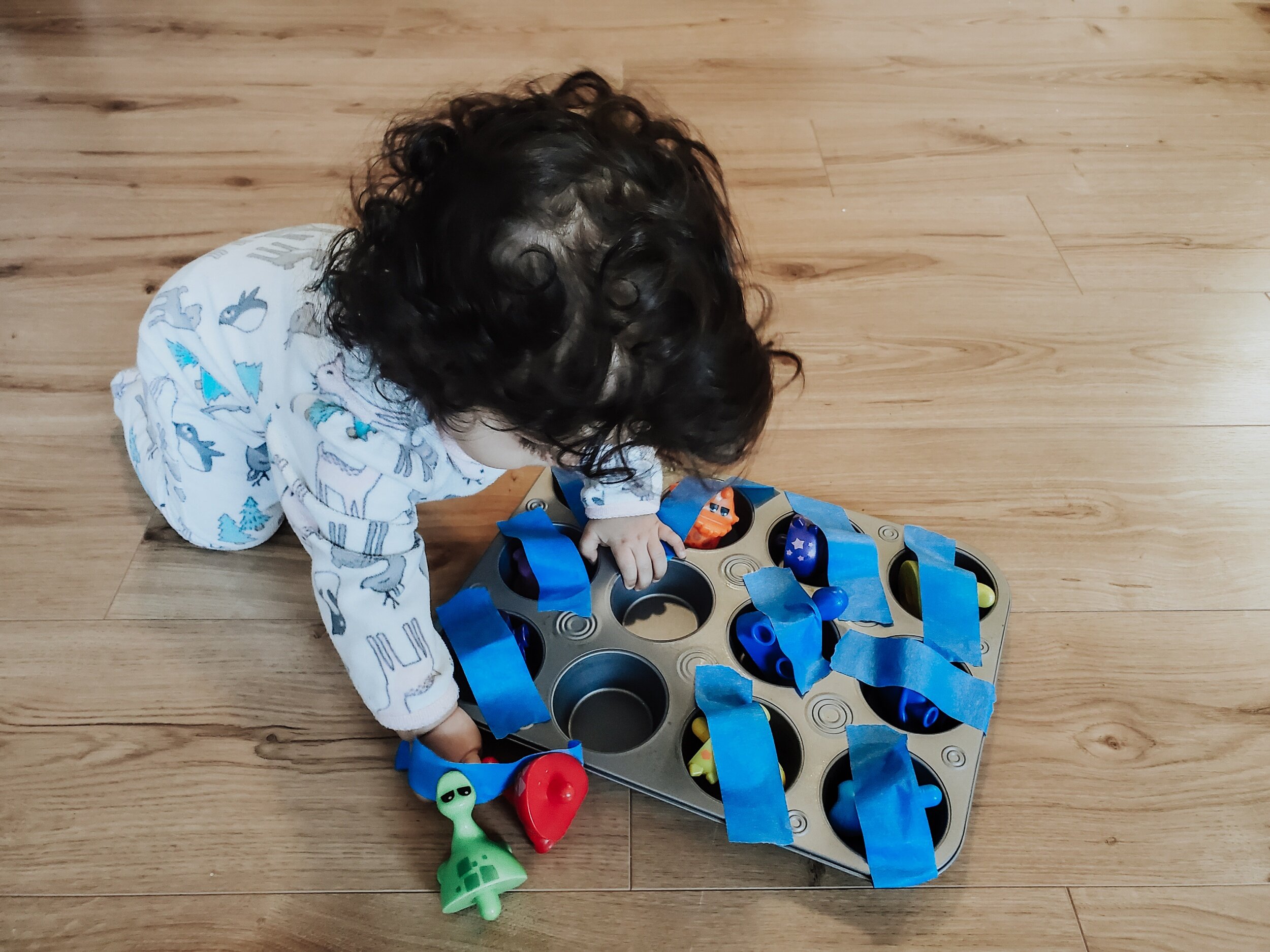 Toy Cupcake Tin — Baby Play Hacks