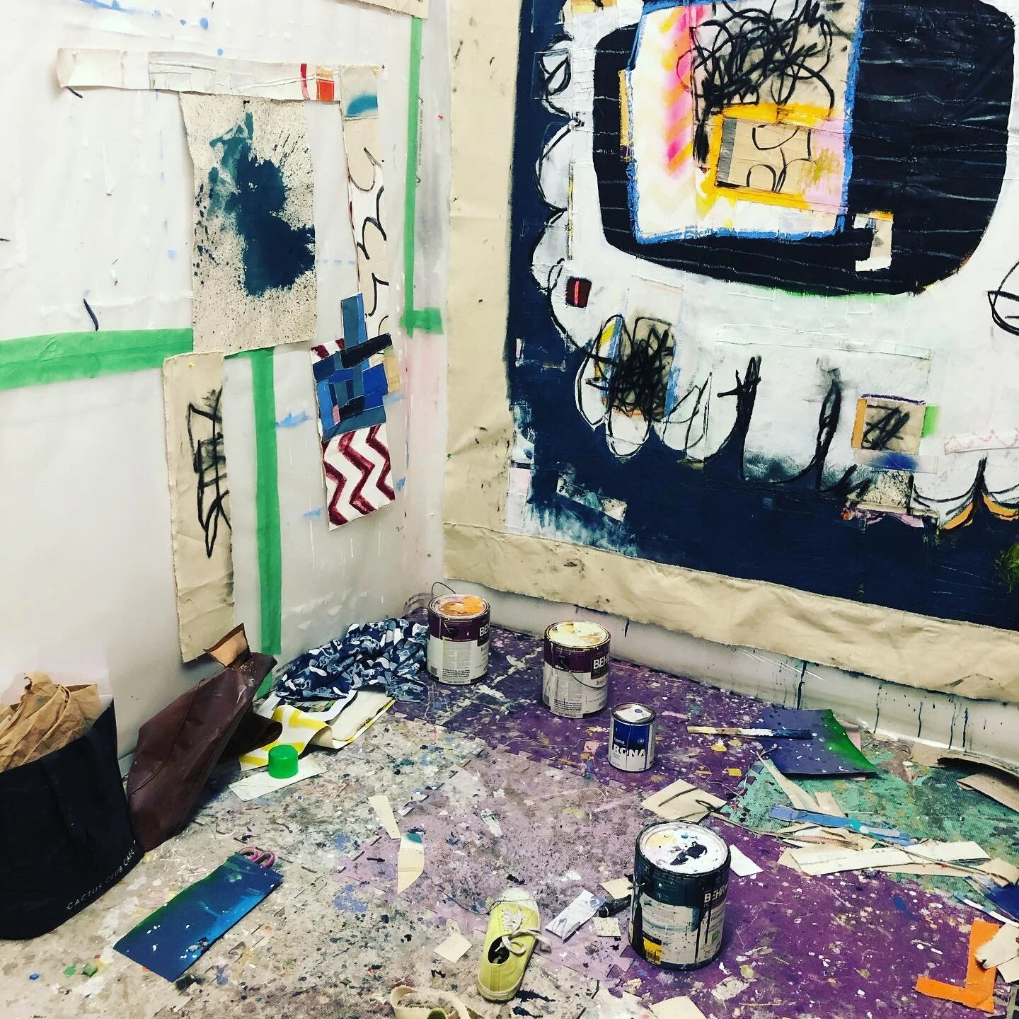New work and studio clean-up! #novascotiacollegeofartanddesign #nyc #halifax #painting #mixedmedia #drawing #contemporarypainting #contemporaryart #abstractart #abstractpainting #emergingartist #fineart #canadianart #montreal #toronto #vancouver #can