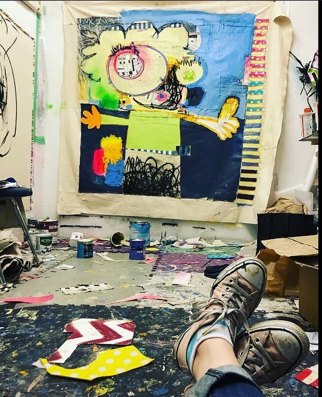 Studio sittin&rsquo; #emergingartist #fineart #contemporaryart #contemporarypainting #drawing #painting #mixedmedia #collage #nyc #halifax #nscaduniversity #nscad #candianart #canadianpainting #studiofuntimes #losangeles #vancouver #montreal #abstrac