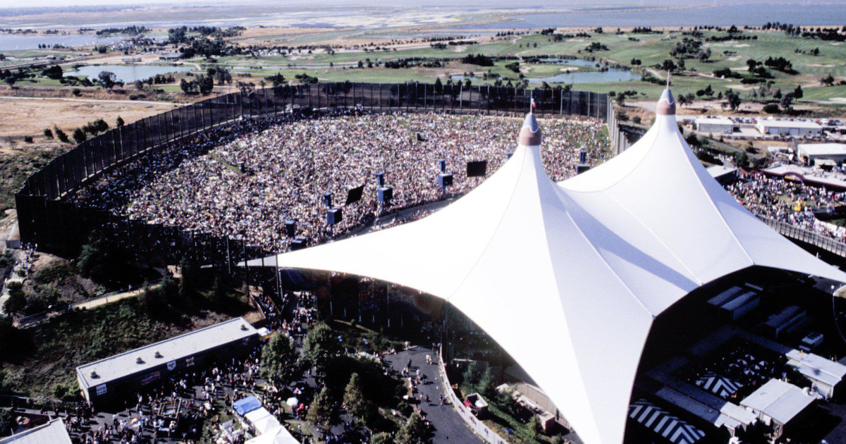 Enchanté Hotel is located near Shoreline Amphitheater