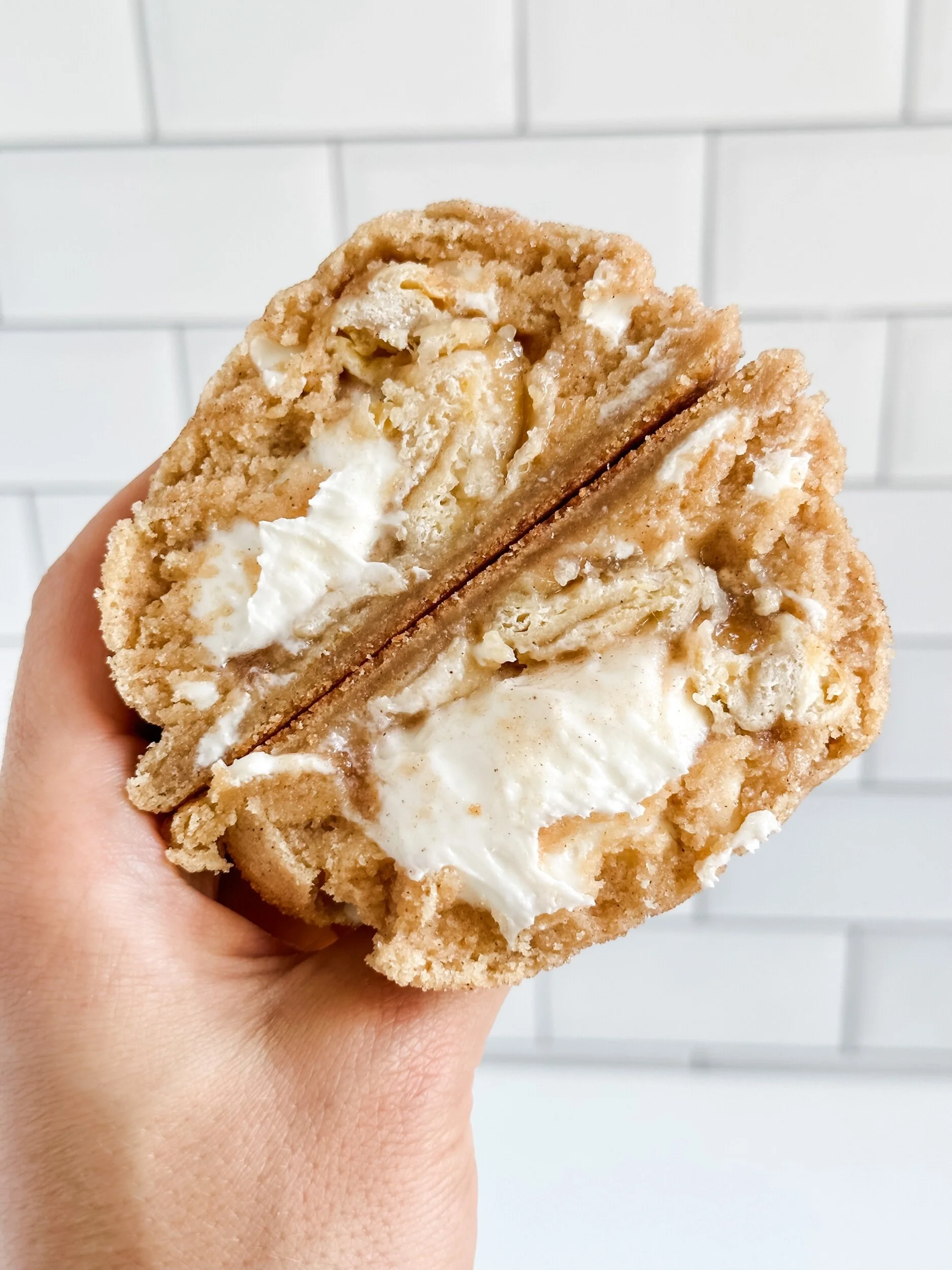 66BAA237-5798-4C11-8B5A-DB9D46E5D2D7