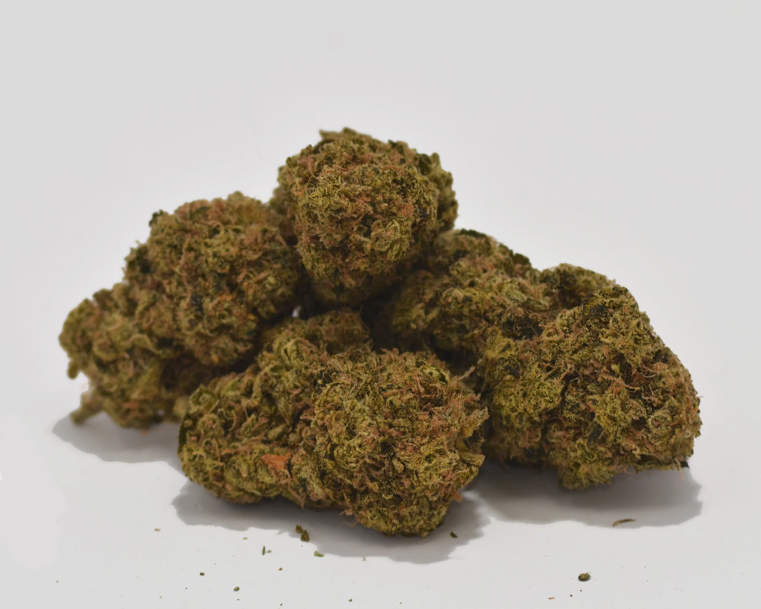 Madrone Farms Chemdawg Reserve Indoor 19.78% THC The original source of powerhouse strains like Sour Diesel and OG Kush, Chemdog is known for its distinct, diesel-like aroma. Pungent and sharp, you’ll be able to smell this hybrid from a mile away. Chemdawg Reserve is potent giving a strong cerebral high and immediate euphoric feeling and transport to a 'higher' orbit.