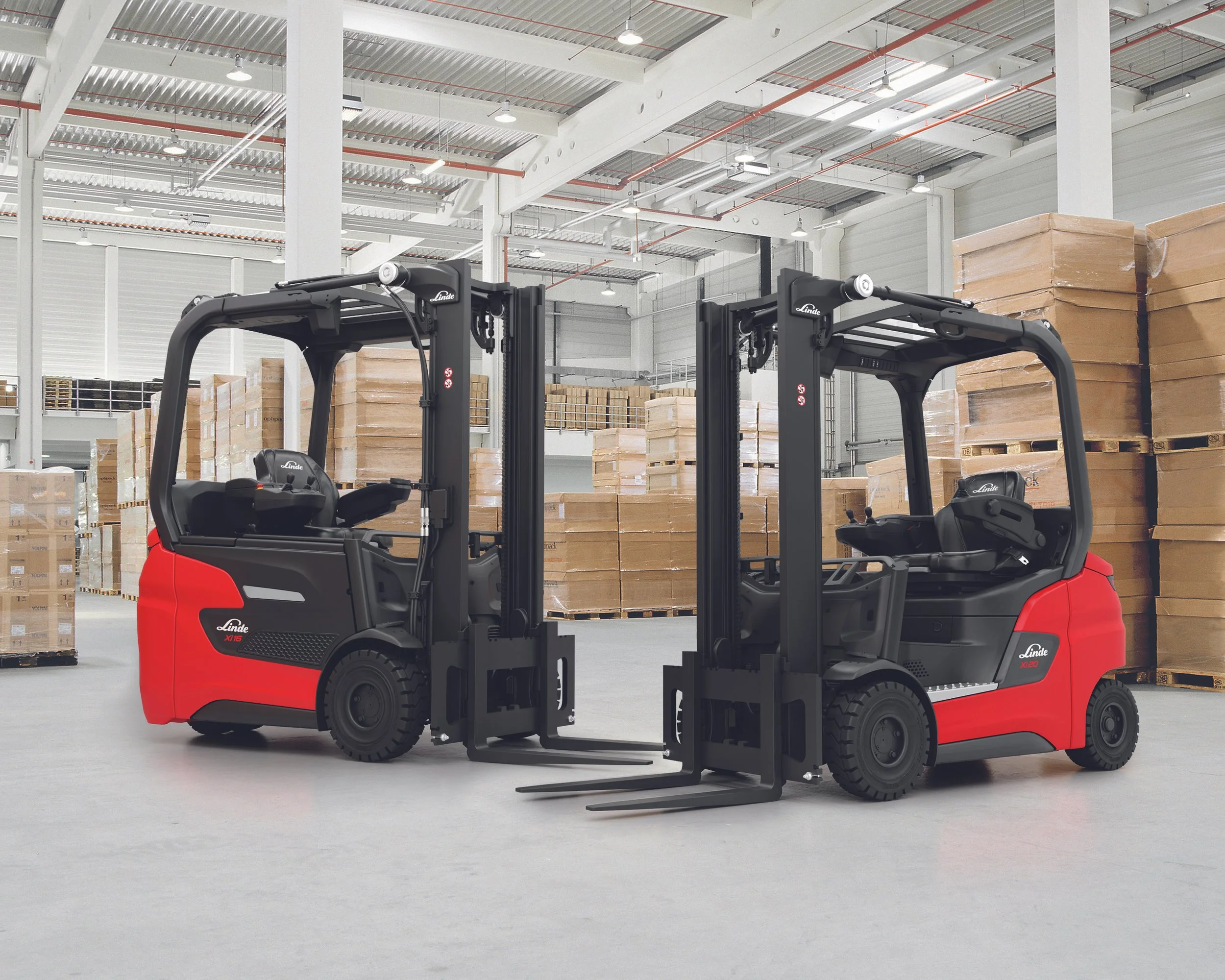 Linde 3W and 4W Electric CB _ Latest range.jpg