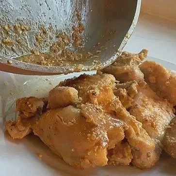 Crispy Garlic Chicken Thighs: The 30-Minute Dinner My Husband Requests on Repeat
