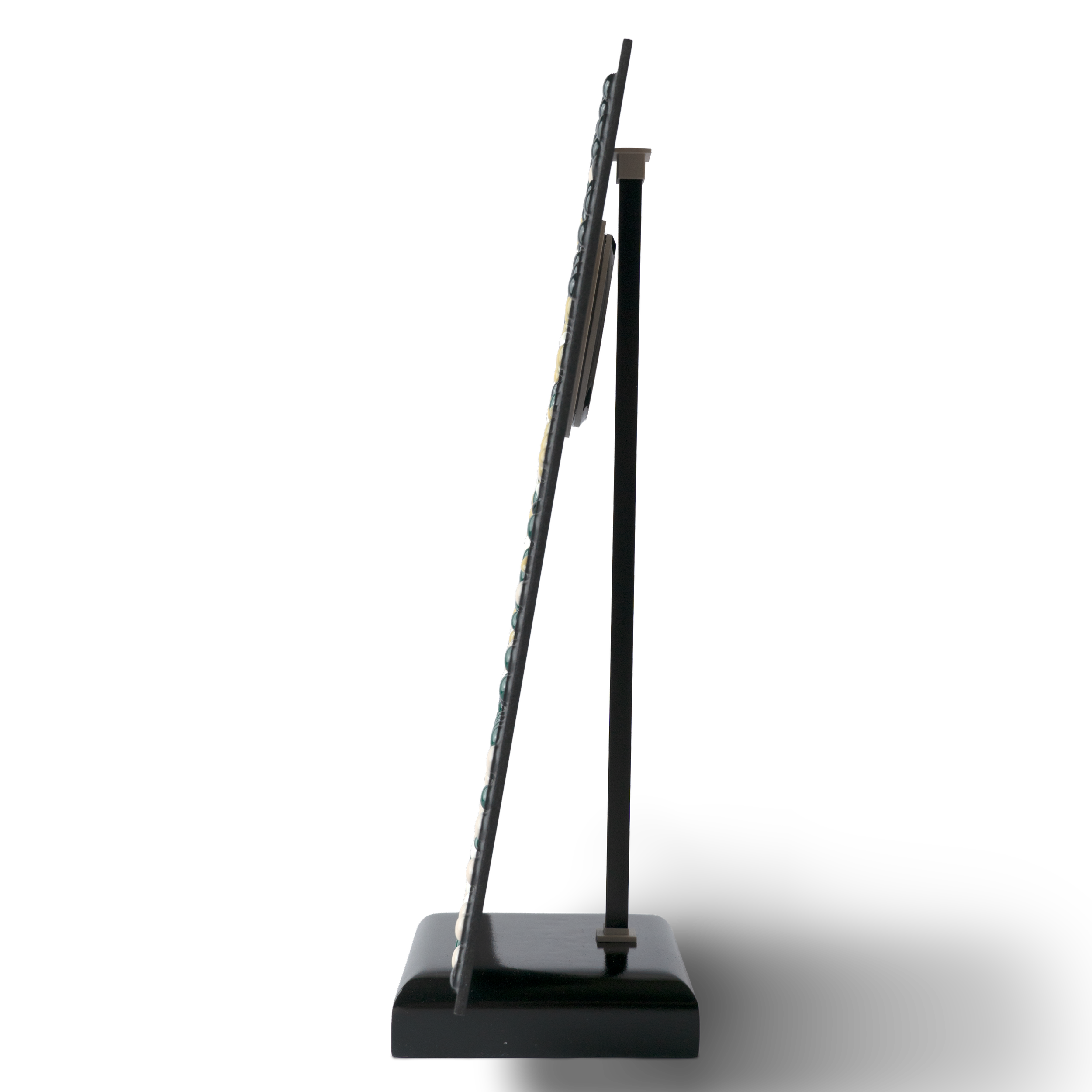 Legacy G (Side).png