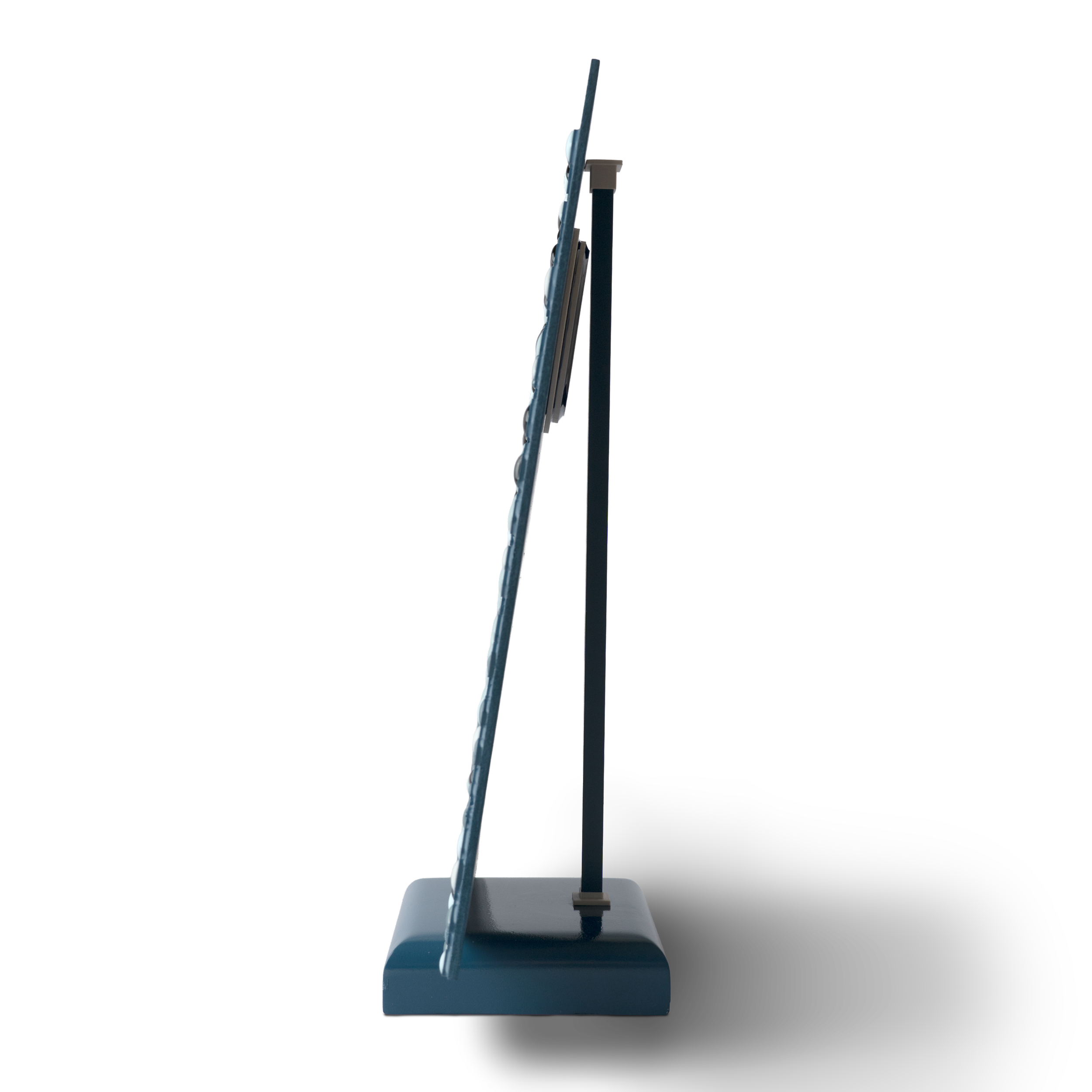 Legacy B (Side).png