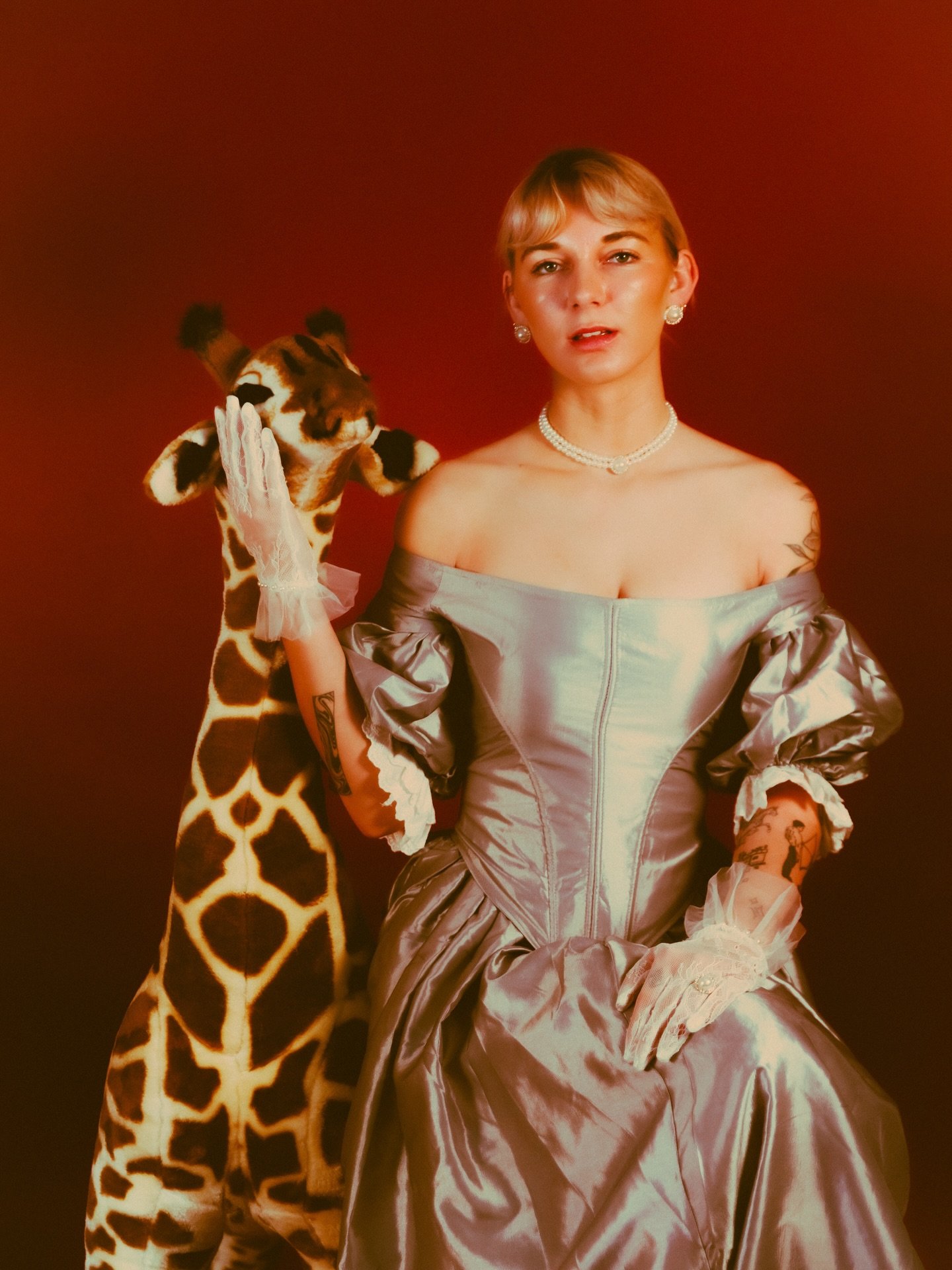 @_bentelou in the studio 
❤️🦒☄️🌌🎬
photos by me @capturedbyabbey 
styled by @_bentelou