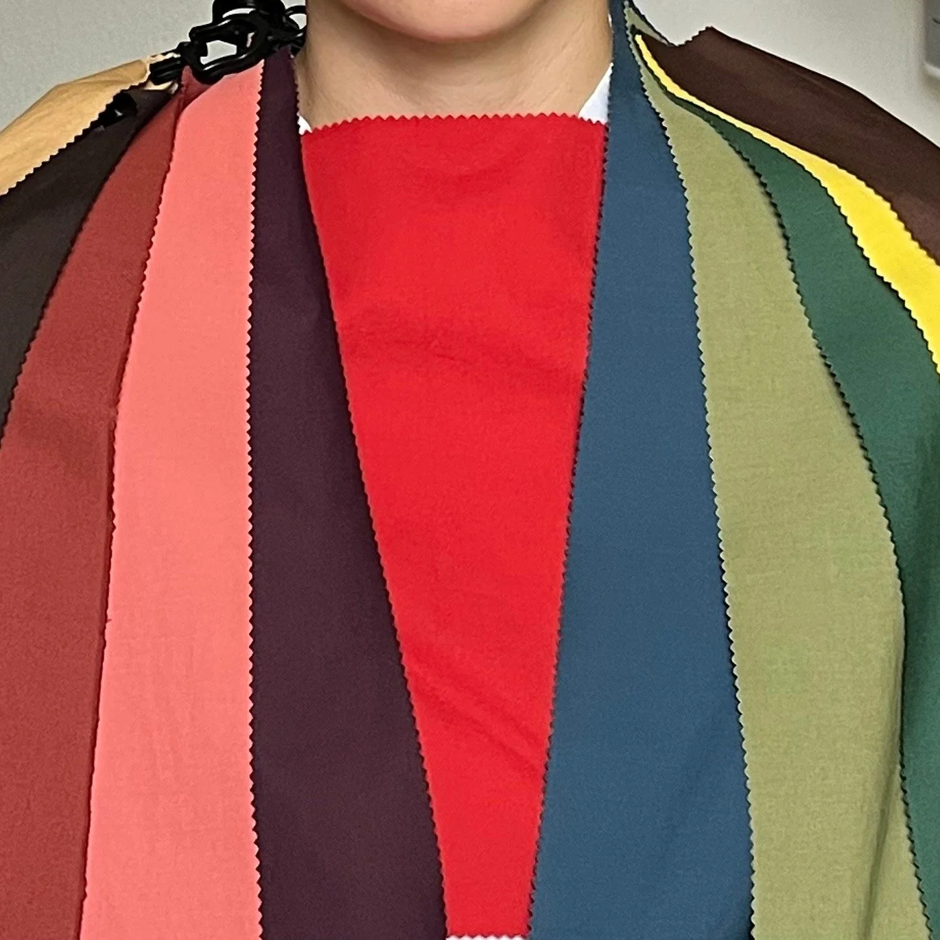 My Deep/Dark Autumn Client
Farbberatung / Personal Colour Analysis – Colours that enhance your natural beauty.
Körpertyp Analyse / Image Archetype Analysis – Style that respects your lines, proportions & body geometry.
My analyse