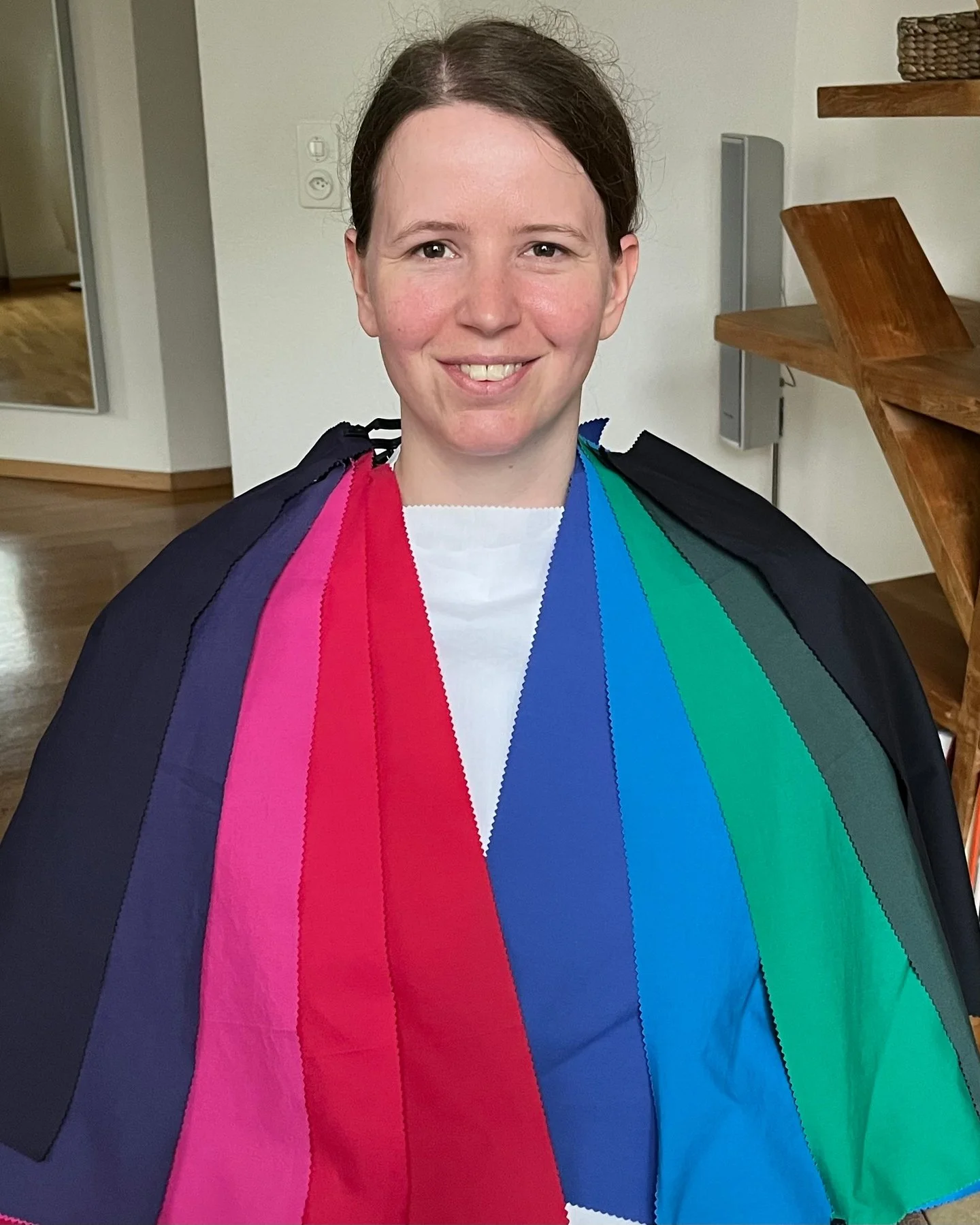 My Cool/True Winter Client
Farbberatung / Personal Colour Analysis – Colours that enhance your natural beauty.
Körpertyp Analyse / Image Archetype Analysis – Style that respects your lines, proportions & body geometry.
My analyse