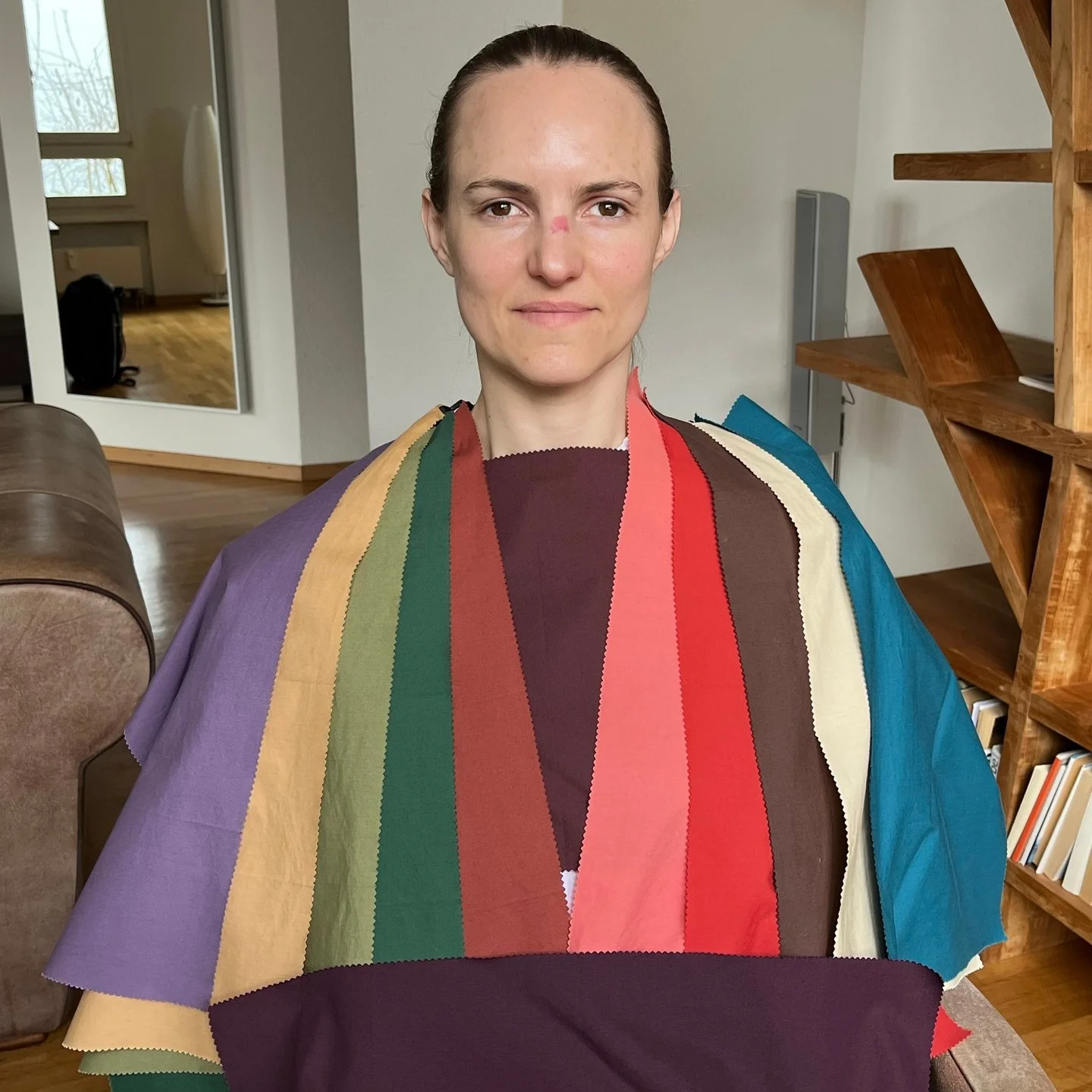 My Soft Autumn Deep Client
- She was a beautiful example of Soft Autumn Deep &mdash; with a strong emphasis on &ldquo;Deep,&rdquo; yet not a Deep/Dark Autumn. Softness remained her dominant trait.

Farbberatung / Personal Colour Analysis &ndash; Colo