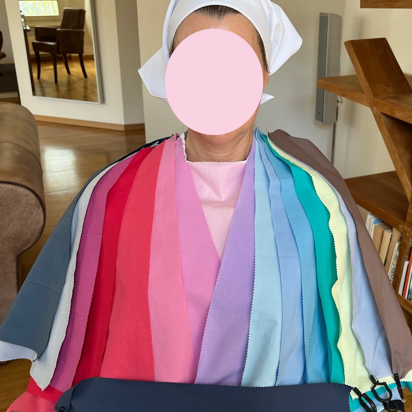 My Light Summer (Colour Type) Soft Classic (Body Type) Client
Farbberatung / Personal Colour Analysis &ndash; Colours that enhance your natural beauty.
K&ouml;rpertyp Analyse / Image Archetype Analysis &ndash; Style that respects your lines, proporti