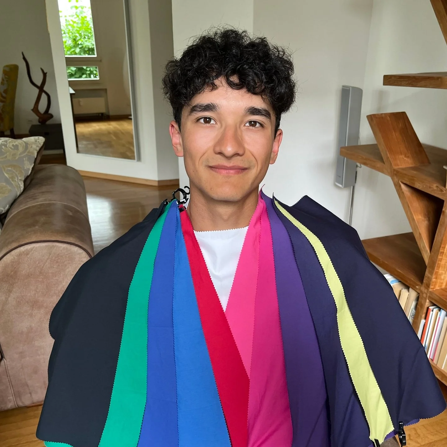 My Cool/True Winter Client
Farbberatung / Personal Colour Analysis &ndash; Colours that enhance your natural beauty.
K&ouml;rpertyp Analyse / Image Archetype Analysis &ndash; Style that respects your lines, proportions &amp; body geometry.
My analyse